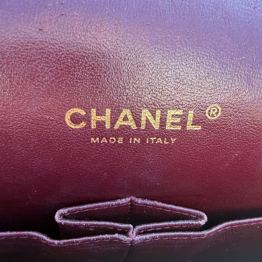 Auth. ✅ Chanel Black Maxi Lambskin Double Flap w/
GHW ✨ - Picture 6 of 16